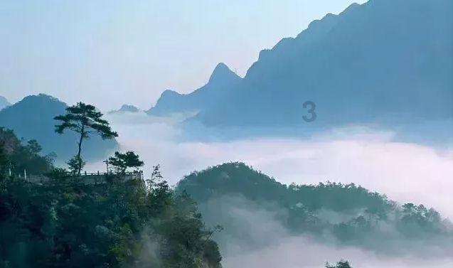 霍建华一家三口日本海边度假,6岁女儿甜美可爱,林心如颜值回升
